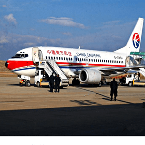 鄂州花湖机场快递航空快运业稳步发展的原因是什么？